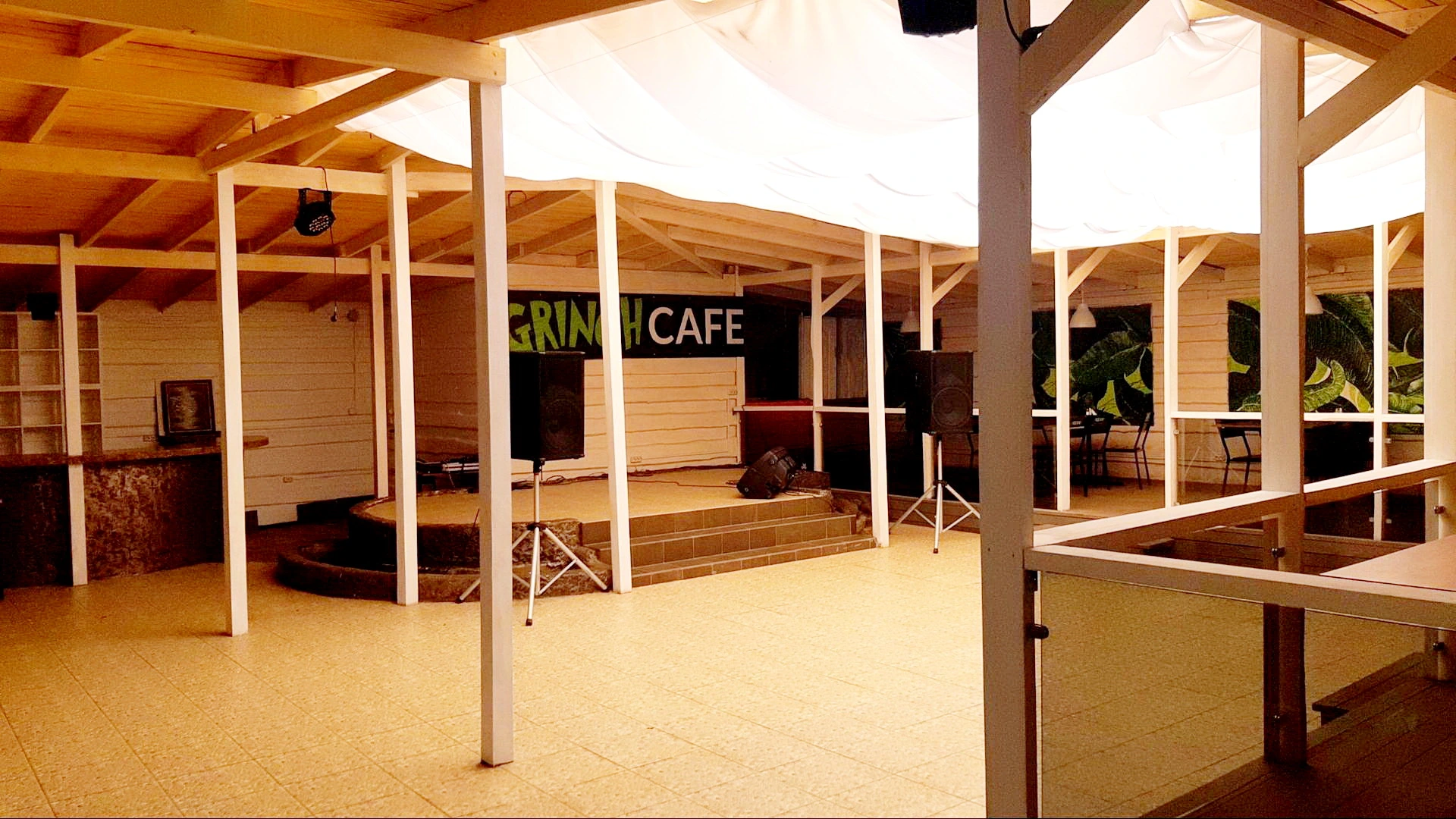 Банкетный зал Grinch Cafe